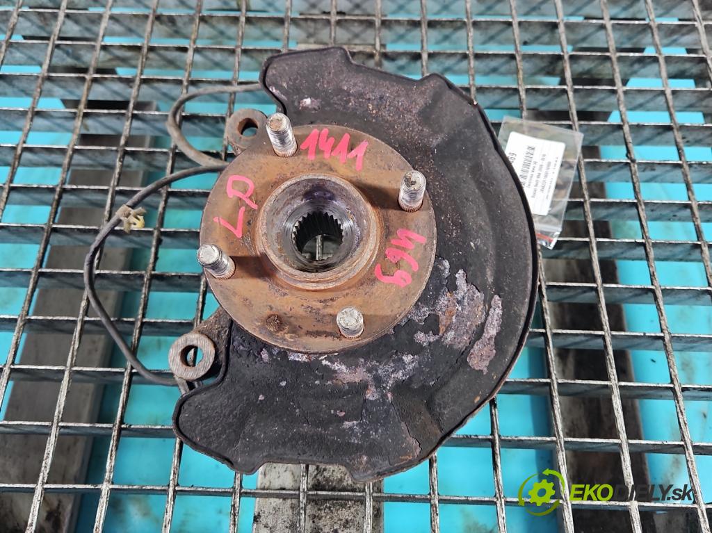 Suzuki Swift Mk6 2005-2010 1.3 16V 91 KM manual 67 kW 1328 cm3 5- náboj ľavé  (Náboje)