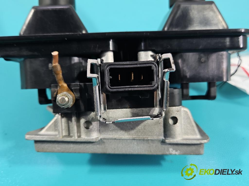 Audi A4 B5 1994-2001 1.8 20v 125 HP manual 92 kW 1781 cm3 4- cievka zapaľovacia  (Zapaľovacie cievky, moduly)