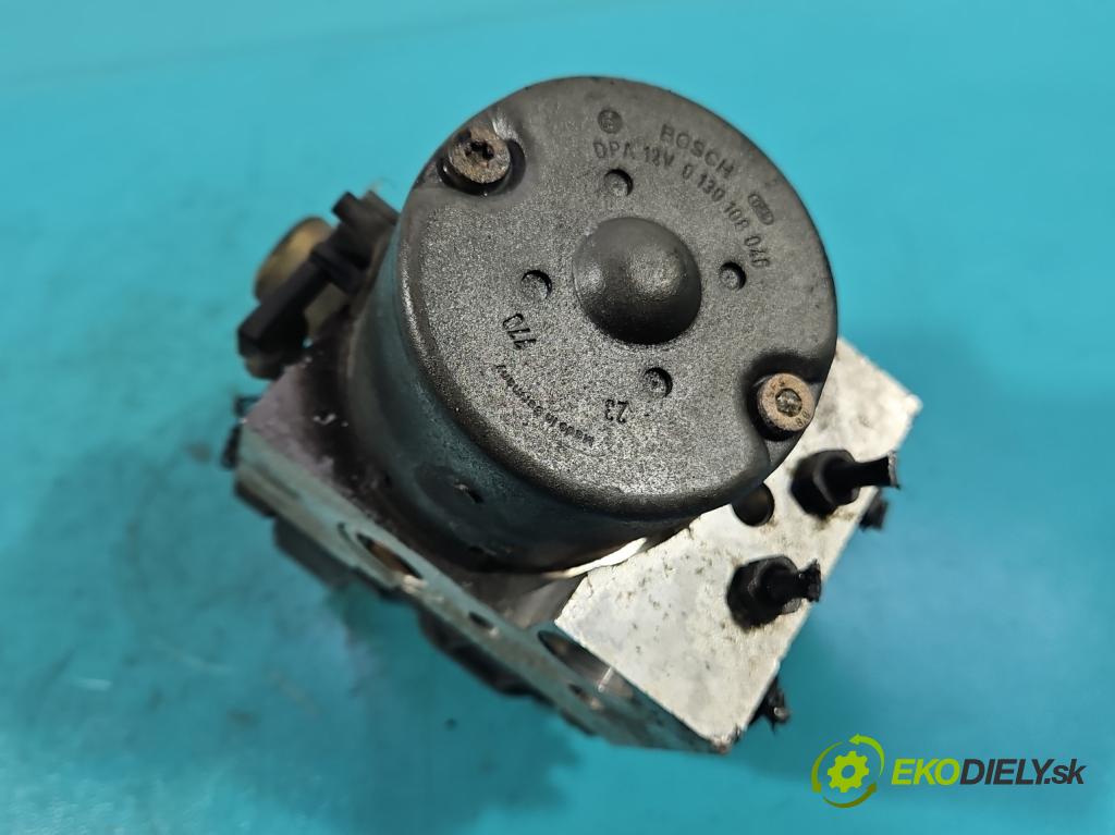 Audi A4 B5 1994-2001 1.8 20v 125 HP manual 92 kW 1781 cm3 4- čerpadlo abs 0273004281 (Pumpy ABS)