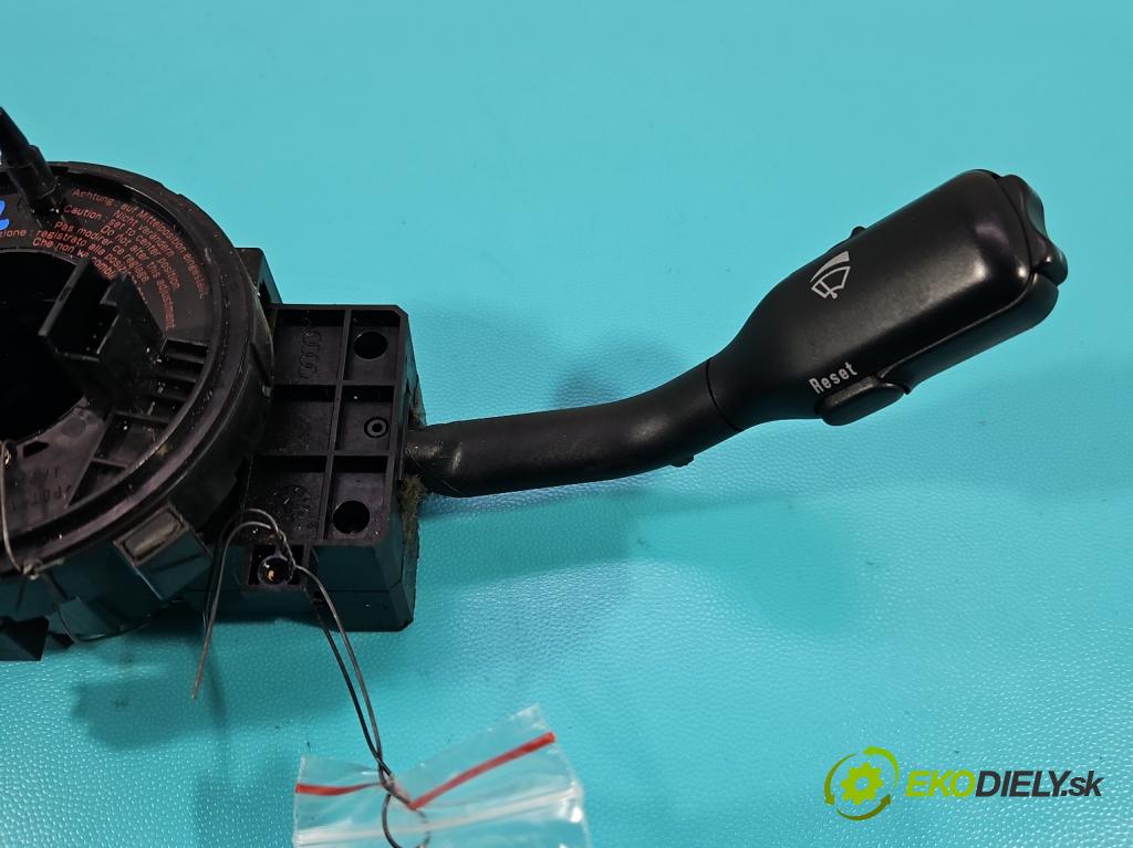 Audi A4 B5 1994-2001 1.8 20v 125 HP manual 92 kW 1781 cm3 4- prepínač komplex: 4D0953513D (Prepínače, spínače, tlačidlá a ovládače kúrenia)