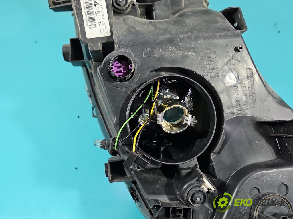 Iveco Daily V 2014- 2.3 HPI 145 HP manual 107 kW 2287 cm3 5- Reflektor: pravý 5801473749 (Pravé)