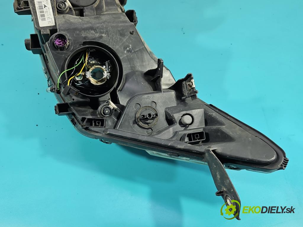 Iveco Daily V 2014- 2.3 HPI 145 HP manual 107 kW 2287 cm3 5- Reflektor: pravý 5801473749 (Pravé)