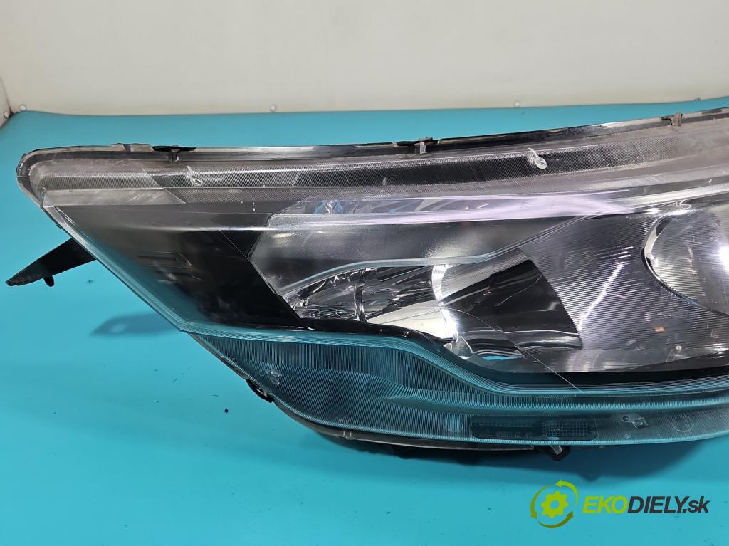 Iveco Daily V 2014- 2.3 HPI 145 HP manual 107 kW 2287 cm3 5- Reflektor: pravý 5801473749 (Pravé)