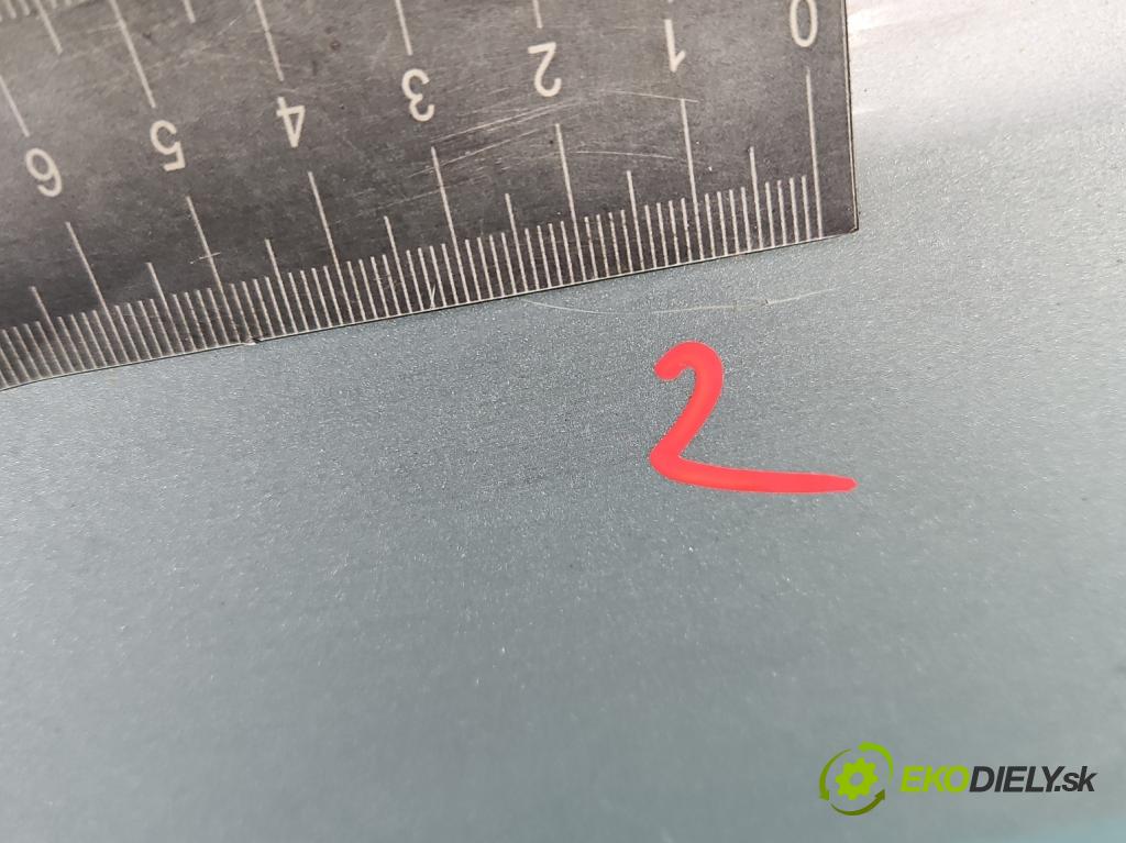 Vw Touran I 2003-2015 1.4 tsi 140 hp manual 103 kW 1390 cm3 5- zadní kufrové dveře  (Zadní kapoty)