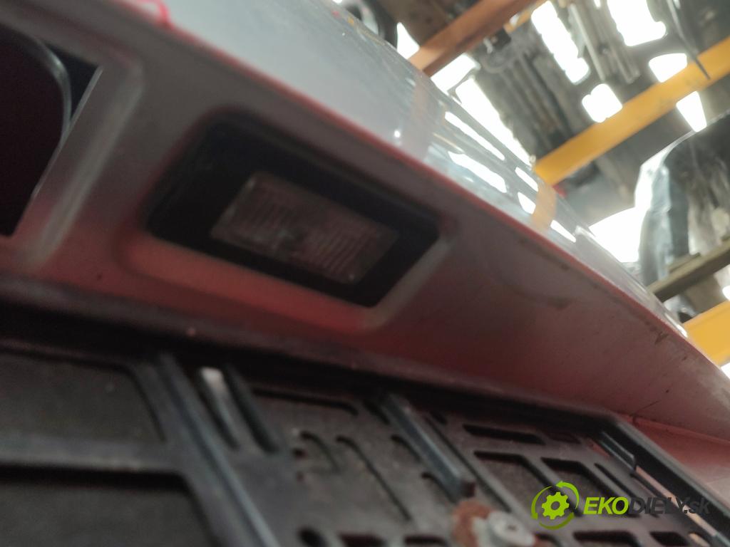 Vw Touran I 2003-2015 1.4 tsi 140 hp manual 103 kW 1390 cm3 5- zadní kufrové dveře  (Zadní kapoty)