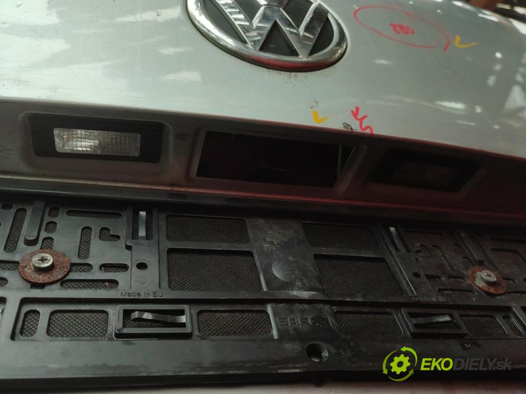 Vw Touran I 2003-2015 1.4 tsi 140 hp manual 103 kW 1390 cm3 5- zadní kufrové dveře  (Zadní kapoty)