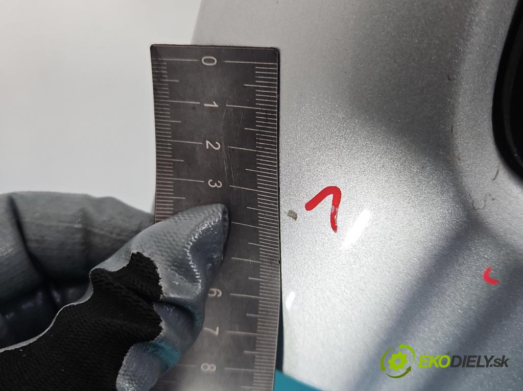 Vw Touran I 2003-2015 1.4 tsi 140 hp manual 103 kW 1390 cm3 5- zadní kufrové dveře  (Zadní kapoty)