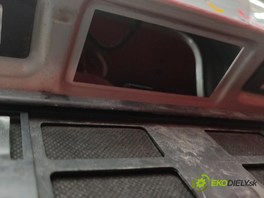 Vw Touran I 2003-2015 1.4 tsi 140 hp manual 103 kW 1390 cm3 5- zadní kufrové dveře  (Zadní kapoty)