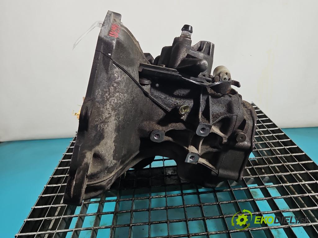 Opel Corsa B 1993-1999 1.2 16V 65 HP manual 48 kW 1199 cm3 3- prevodovka stupeň,rýchlosť manual A27092F13