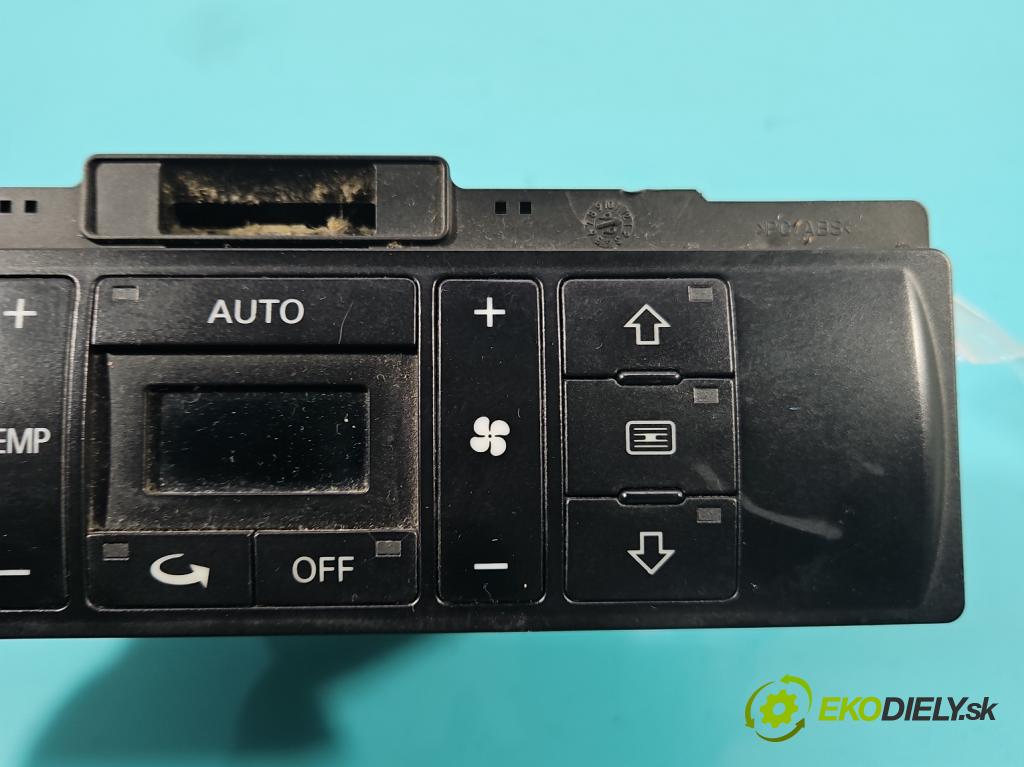 Audi A4 B5 1994-2001 1.6 8V 101 HP manual 74 kW 1595 cm3 5- panel kúrenia 8D0820043M