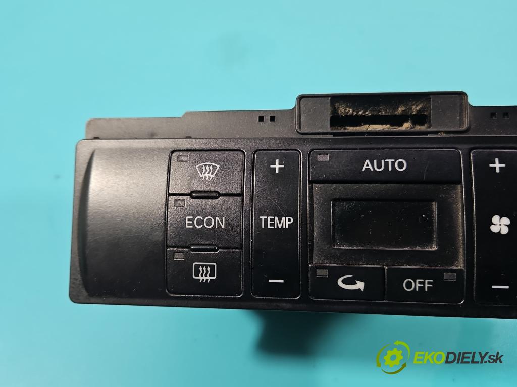 Audi A4 B5 1994-2001 1.6 8V 101 HP manual 74 kW 1595 cm3 5- panel kúrenia 8D0820043M