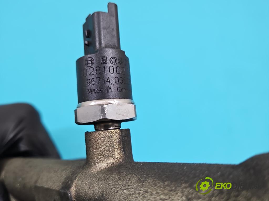 Peugeot 406 2.0 hdi 109 HP manual 80 kW 1997 cm3 5- lišta vstrekovacia 0445214010 (Vstrekovacie lišty)