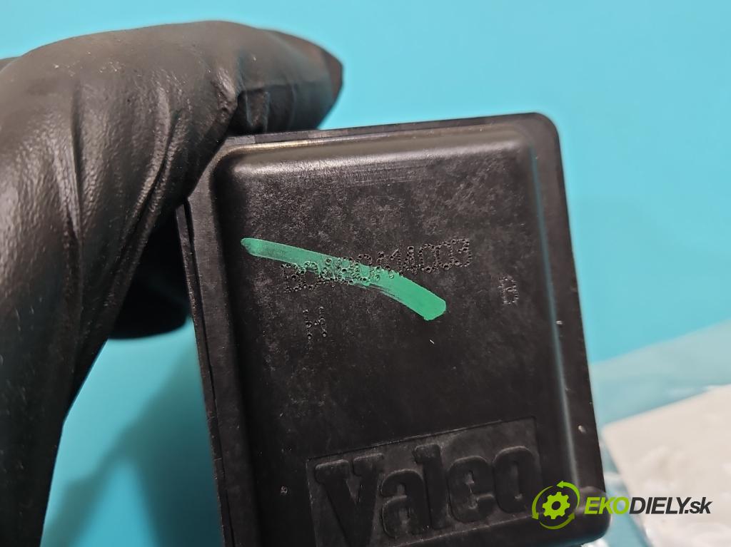 Renault Scenic II 2003-2009 1.5 dci 82 HP manual 60 kW 1461 cm3 5- Blokáda: řízení: 8200033233 (Ostatné)