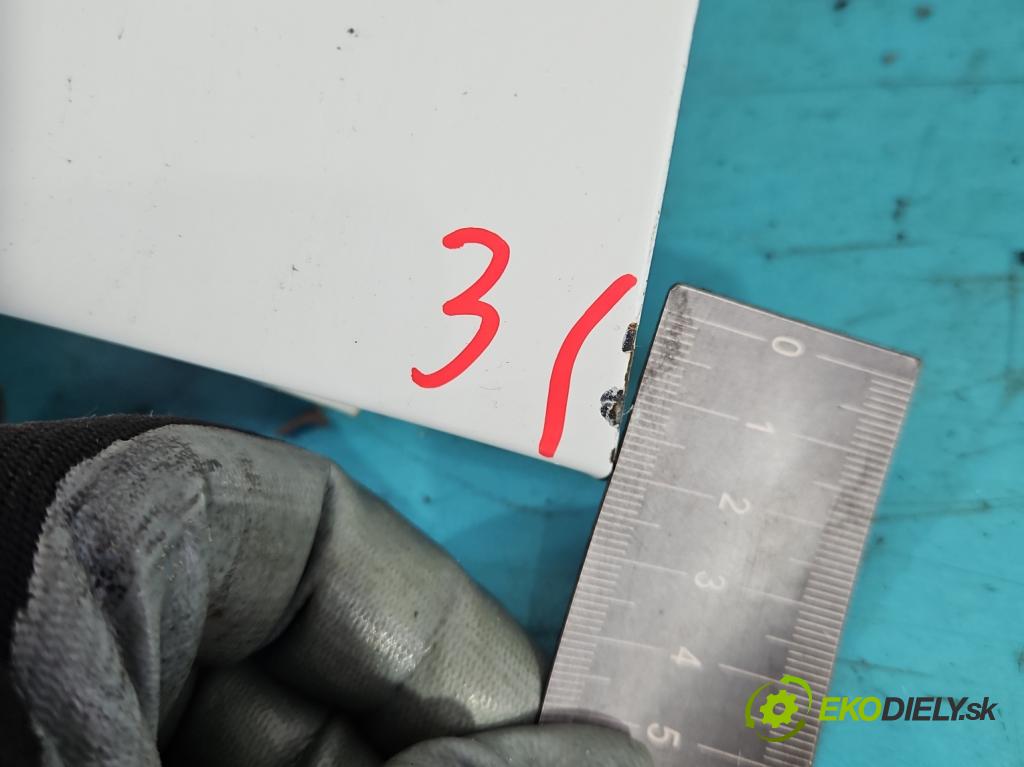 Iveco Daily V 2014- 2.3 HPI 145 hp manual 107 kW 2287 cm3 5- blatnik přední levý  (Predné ľavé)