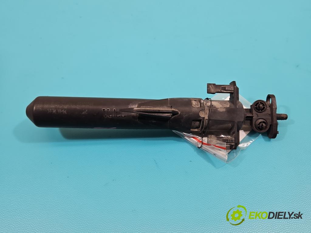 Citroen C4 I 2004-2011 1.6 16V 109 HP manual 80 kW 1587 cm3 5- ostrekovač reflektor: ľavý 89028244 (Motorček ostrekovačov)