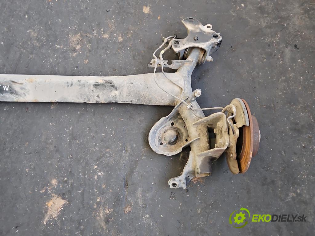 Renault Megane IV 2016-2024 1.2 Tce 132 hp manual 97 kW 1197 cm3 5- zadní výztuha  (Výztuhy zadní)