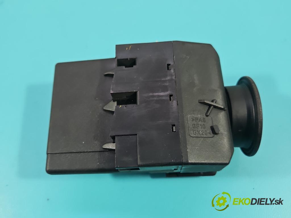 Mercedes C W203 2000-2007 2.0 kompressor 163 HP manual 120 kW 1998 cm3 5- Spínačka 2035450508 (Spínacie skrinky a kľúče)