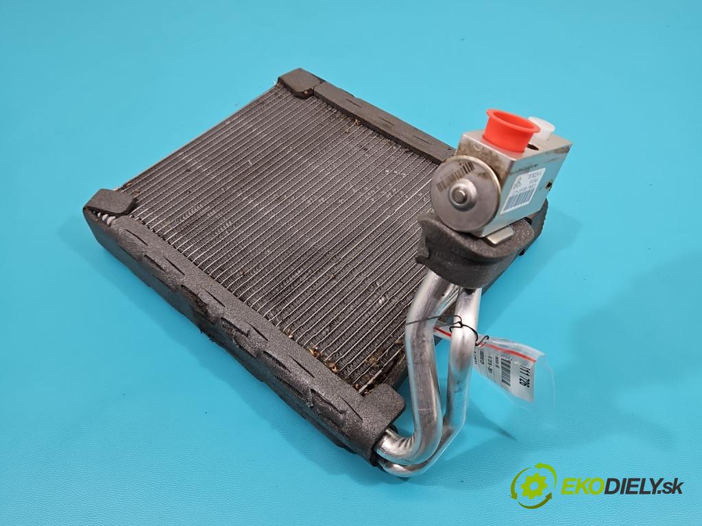 Renault Megane IV 2016-2024 1.2 Tce 132  HP manual 97 kW 1197 cm3 5- radiator  (Radiátor kúrenia)