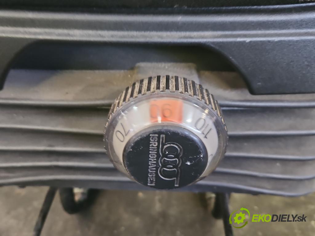 Iveco Daily V 2014- 2.3 HPI 145 HP manual 107 kW 2287 cm3 5- Sedačka ľavý  (Sedačky, sedadlá)