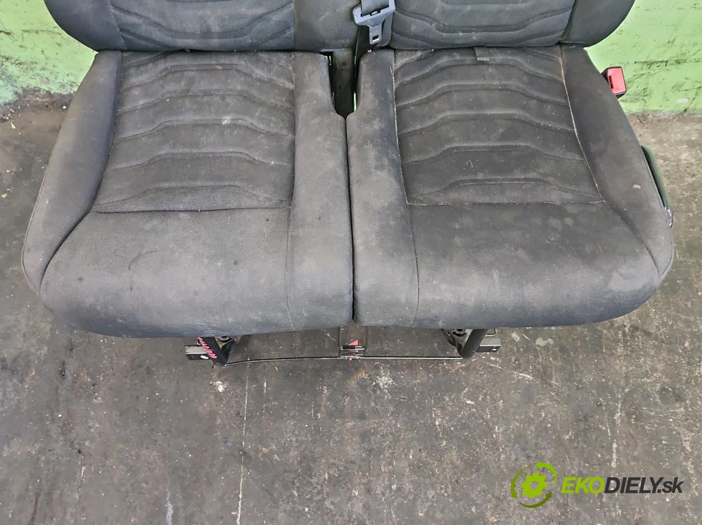 Iveco Daily V 2014- 2.3 HPI 145 HP manual 107 kW 2287 cm3 5- Sedačka pravý  (Sedačky, sedadlá)