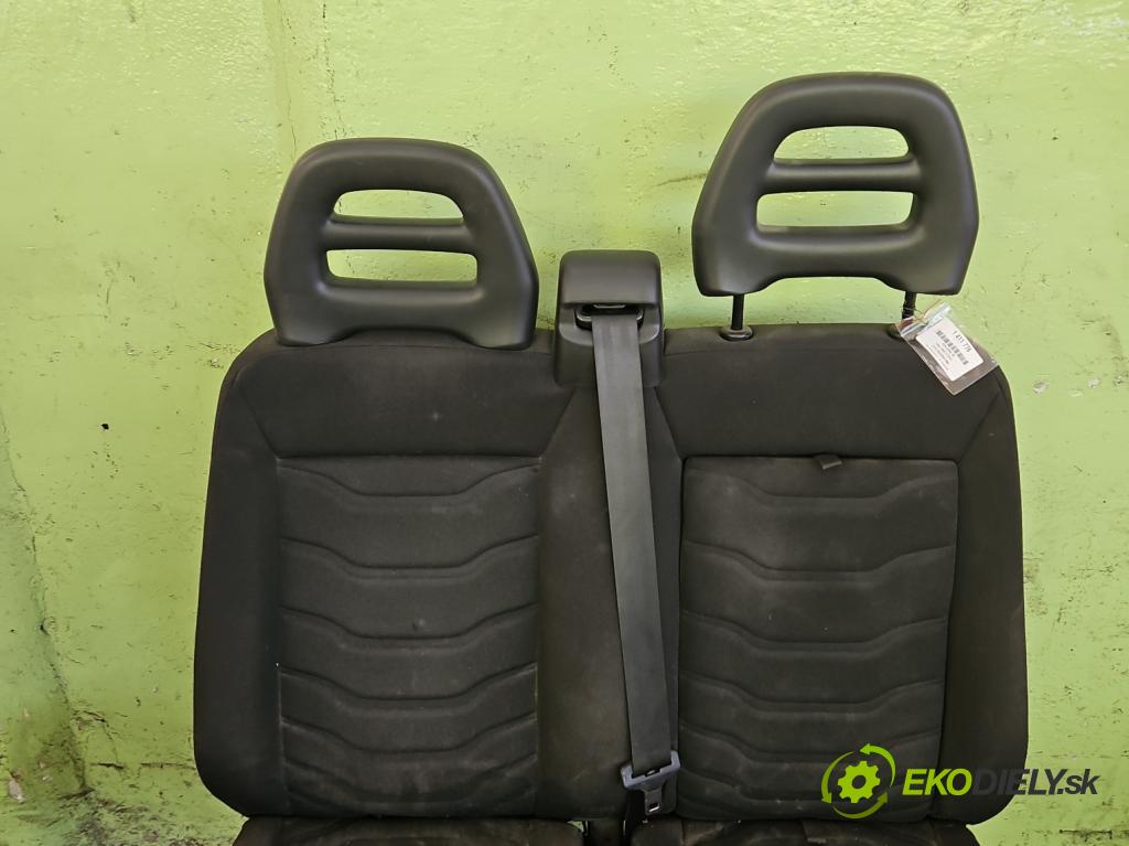 Iveco Daily V 2014- 2.3 HPI 145 HP manual 107 kW 2287 cm3 5- Sedačka pravý  (Sedačky, sedadlá)