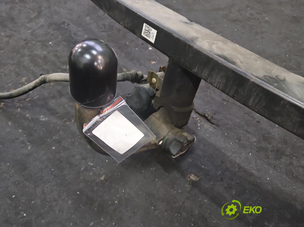 Vw Touran I 2003-2015 1.4 tsi 140 hp manual 103 kW 1390 cm3 5- oko tažné  (Tažná zařízení)