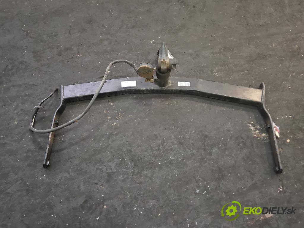 Vw Touran I 2003-2015 1.4 tsi 140 hp manual 103 kW 1390 cm3 5- oko tažné  (Tažná zařízení)