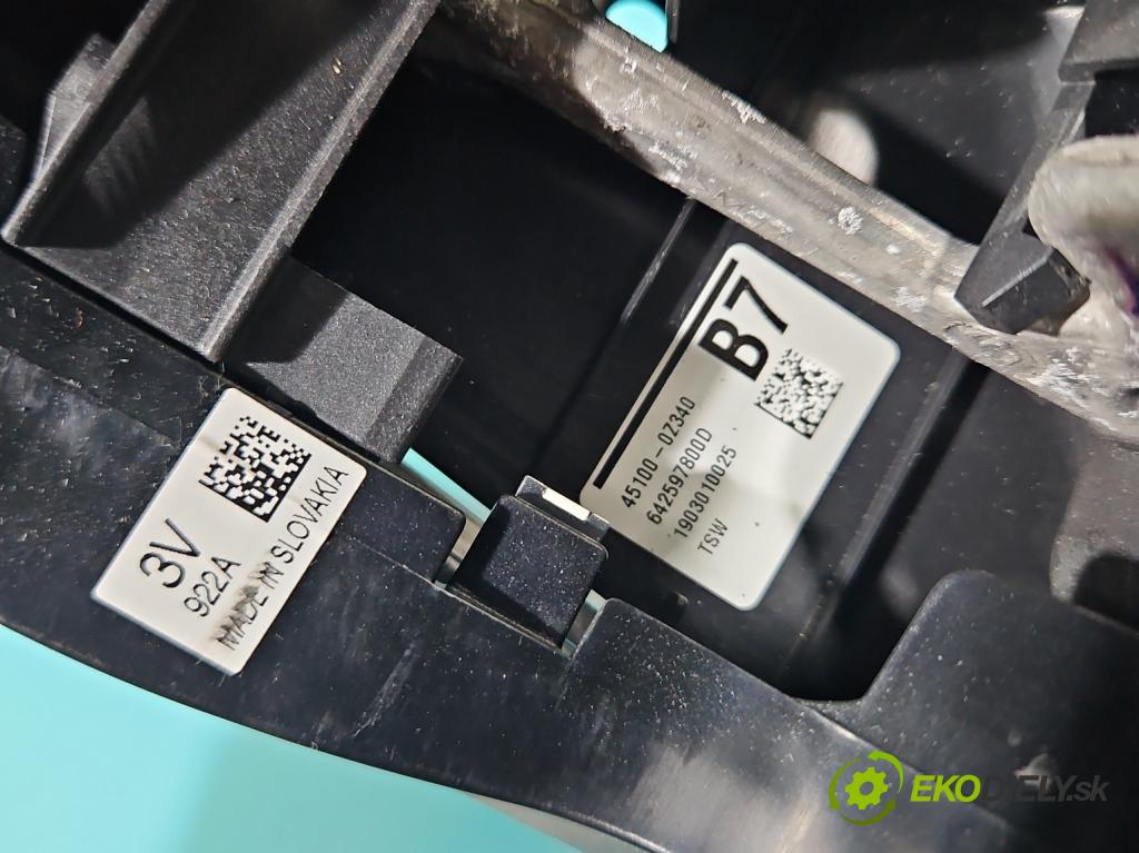 Toyota Corolla E21 2019- 1.6 16V 132  HP manual 97 kW 1598 cm3 4- volant 45100-0Z340 (Volanty)