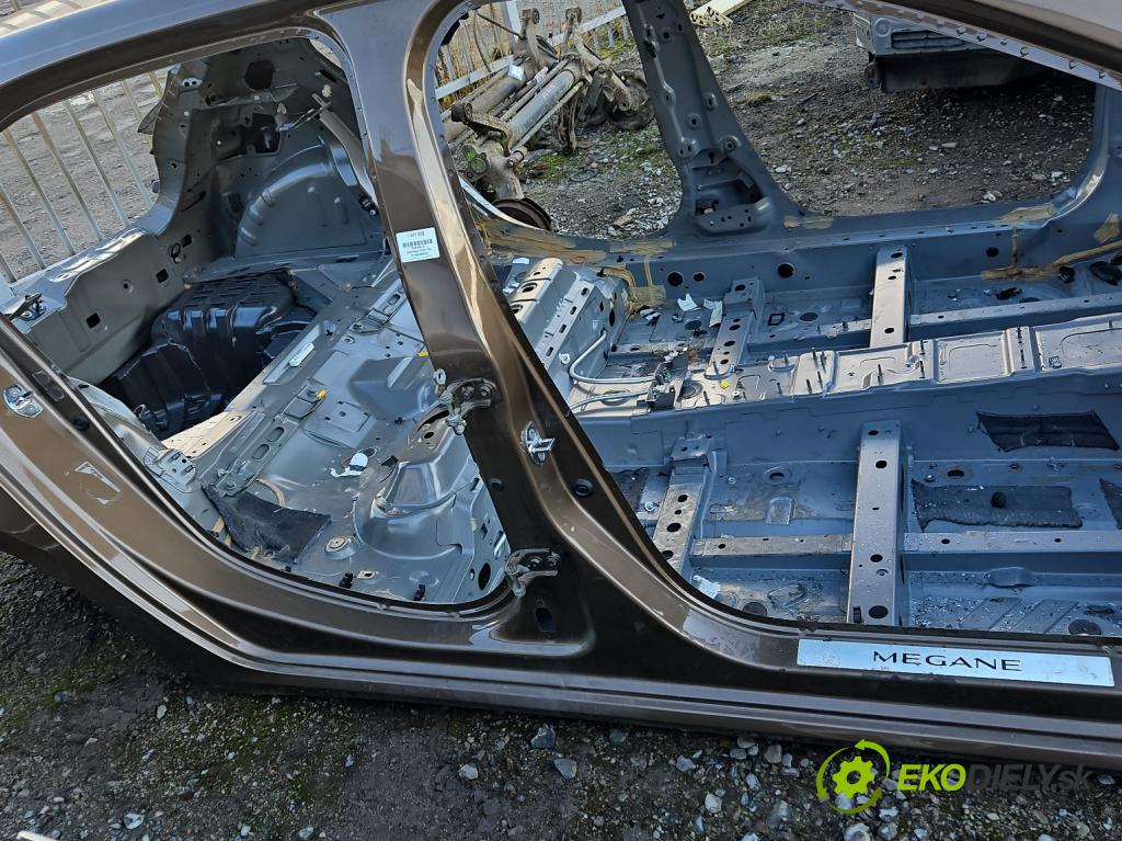 Renault Megane IV 2016-2024 1.2 Tce 132 hp manual 97 kW 1197 cm3 5- práh pravý  (Ostatní)