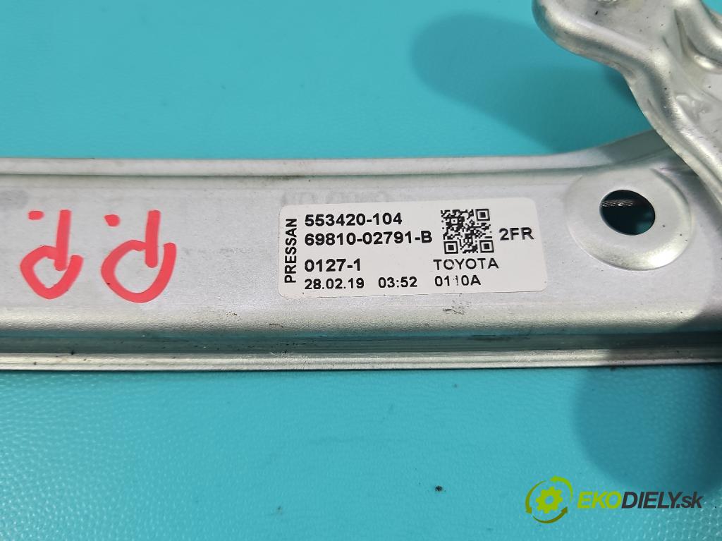 Toyota Corolla E21 2019- 1.6 16V 132 hp manual 97 kW 1598 cm3 4- mechanismus stahování přední pravý 85701-02090