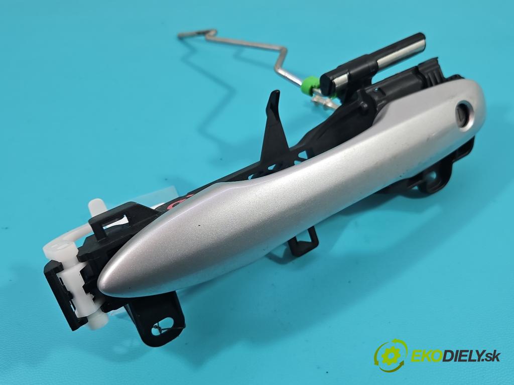 Toyota Corolla E21 2019- 1.6 16V 132  HP manual 97 kW 1598 cm3 4- rukoväť predné ľavé mimo:  (Vonkajšie predné ľavé)