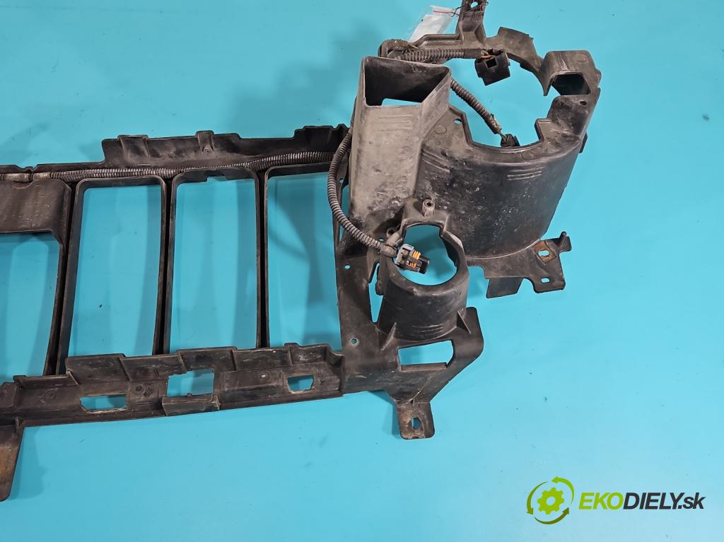 Jeep Cherokee KJ 2001-2008 3.7 V6 204 hp automatic 150 kW 3700 cm3 5- stěna přední  (Výztuhy přední)