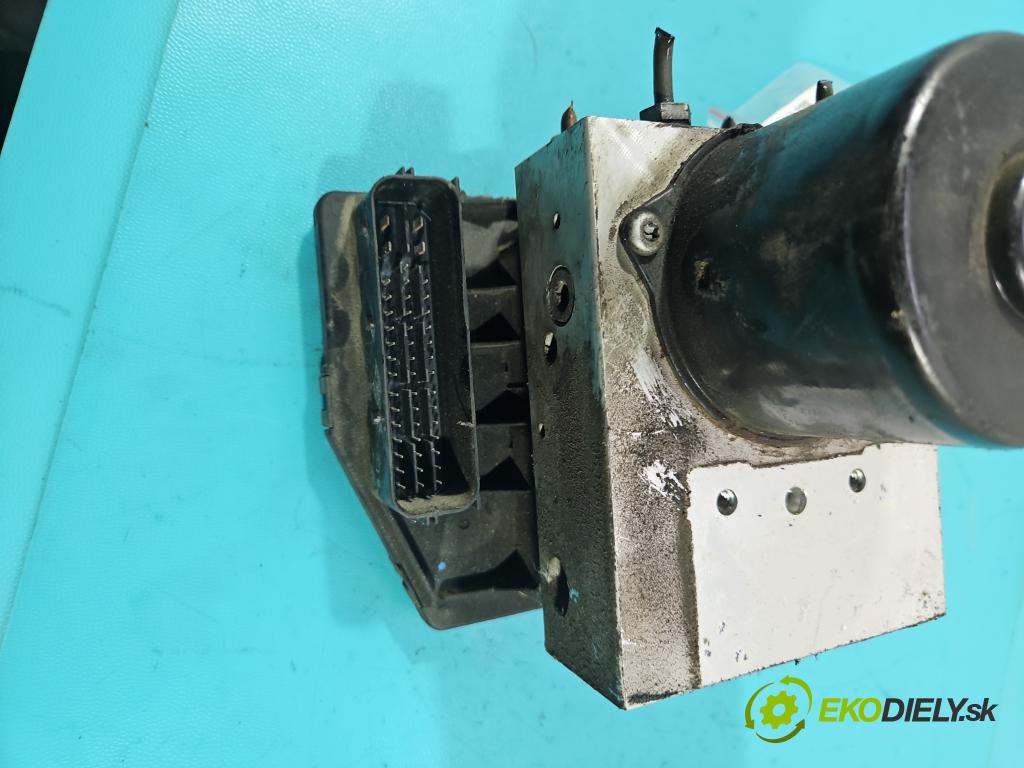 Mercedes C W203 2000-2007 2.0 kompressor 163 HP manual 120 kW 1998 cm3 5- čerpadlo abs A2035451632 (Pumpy ABS)