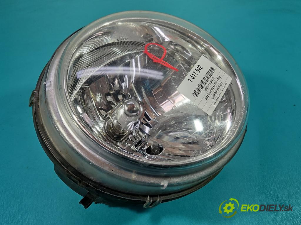 Jeep Cherokee KJ 2001-2008 3.7 V6 204 HP automatic 150 kW 3700 cm3 5- Reflektor: pravý  (Pravé)