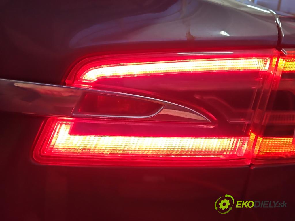 Tesla Model S 0.0b: 367hp automatic 270 kW  5- svetlo / reflektor zadné pravé 6005924-00-D (Kľučka dverí ostatné)