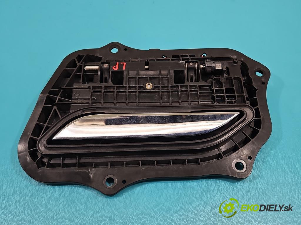 Tesla Model S 0.0b: 367hp automatic 270 kW 5- rukoväť predné ľavé mimo: (Vonkajšie predné ľavé)