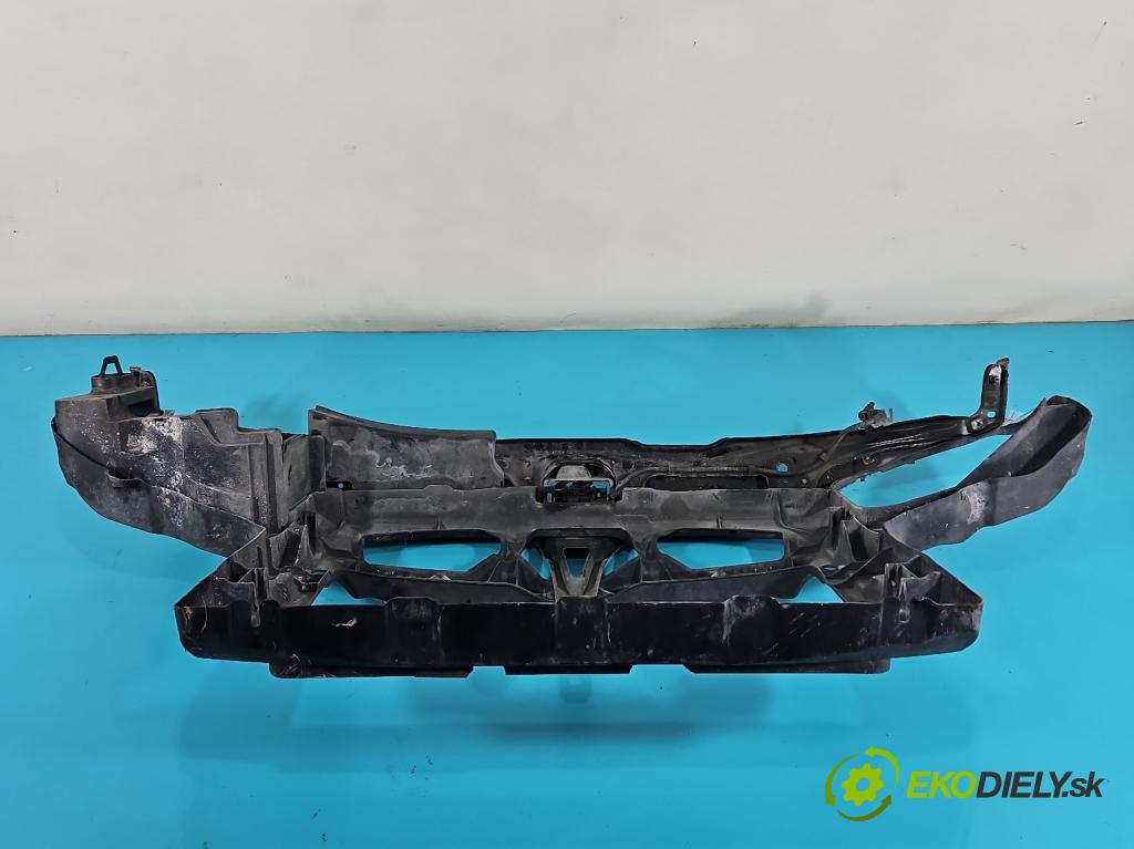 Vw Bora 1.9 TDI 101 hp manual 74 kW 1896 cm3 5- stěna přední  (Výztuhy přední)