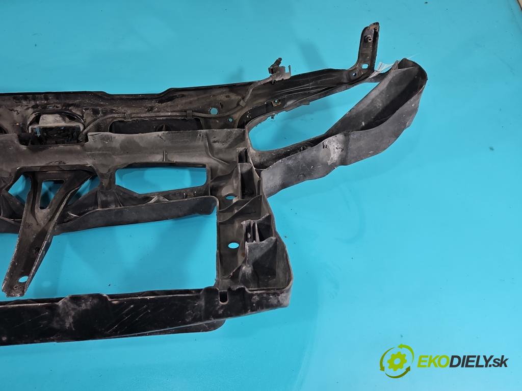 Vw Bora 1.9 TDI 101 hp manual 74 kW 1896 cm3 5- stěna přední  (Výztuhy přední)