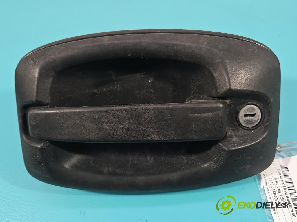 Iveco Daily V 2014- 2.3d 145 HP manual 107 kW 2287 cm3 5- rukoväť predné ľavé mimo: NV23895 (Vonkajšie predné ľavé)