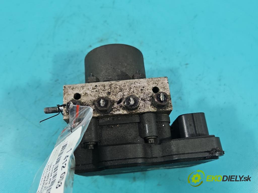 Iveco Daily V 2014- 2.3 HPI 145 HP manual 107 kW 2287 cm3 5- čerpadlo abs 10R-0312829 (Pumpy ABS)