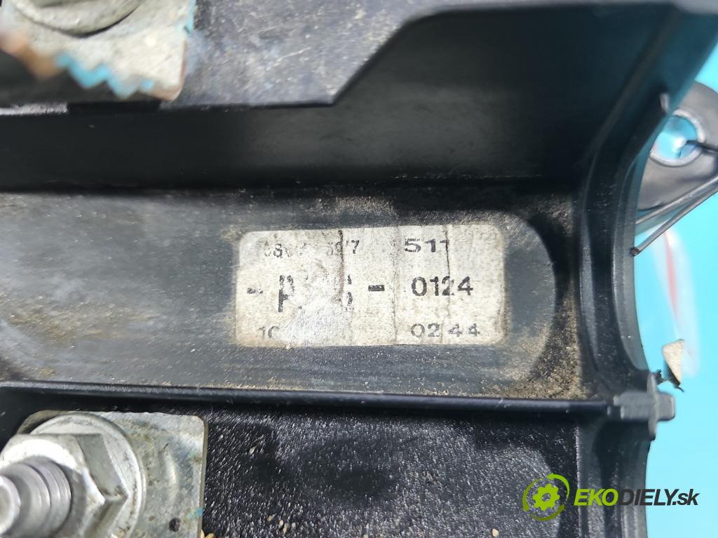 Iveco Daily V 2014- 2.3d 145 hp manual 107 kW 2287 cm3 5- skříňka pojistková  (Pojistkové skříňky)