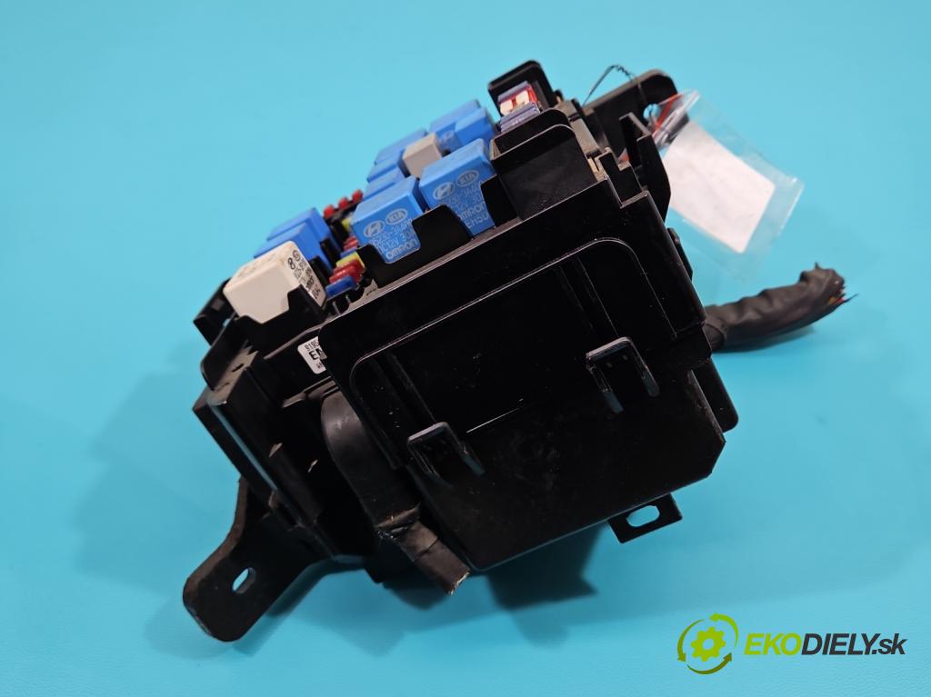 Hyundai I30 I 2007-2012 1.4 16V (G4FA) 109 hp manual 80 kW 1396 cm3 5- skříňka pojistková 91951-0Q000 (Pojistkové skříňky)