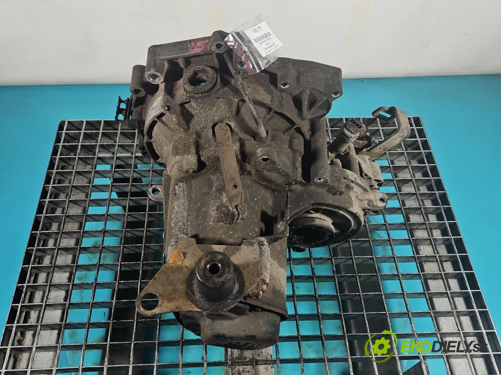Vw Lupo 1.0 mpi 50KM manual 37 kW 999 cm3 3- prevodovka stupeň,rýchlosť manual DXD