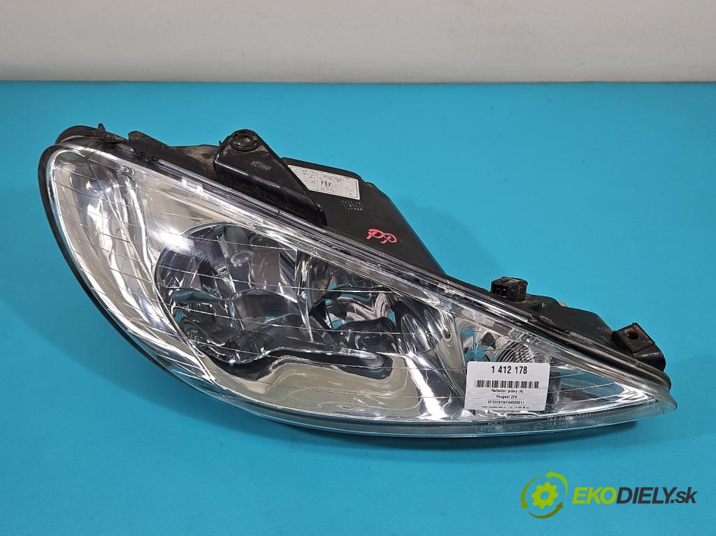 Peugeot 206 1.4b: 75 HP manual 55 kW 1360 cm3 3- Reflektor: pravý  (Pravé)