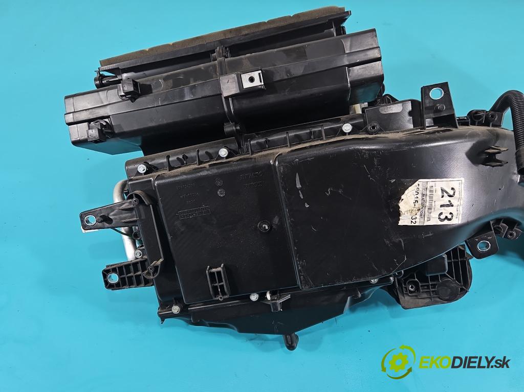 Iveco Daily V 2014- 2.3 HPI 145 HP manual 107 kW 2287 cm3 5- radiator 5801574932 (Radiátor kúrenia)