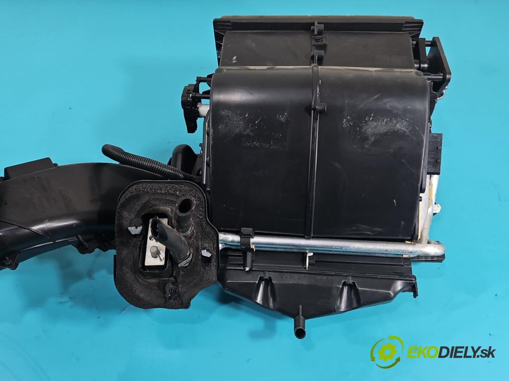 Iveco Daily V 2014- 2.3 HPI 145 HP manual 107 kW 2287 cm3 5- radiator 5801574932 (Radiátor kúrenia)