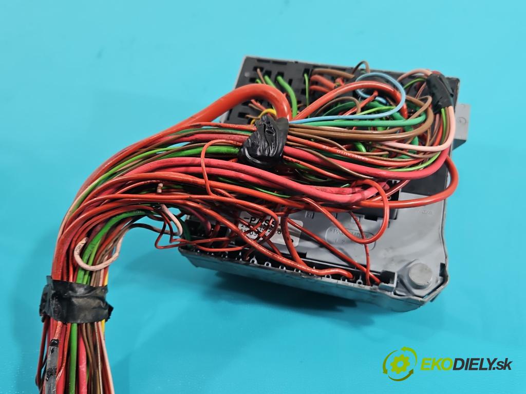 Iveco Daily V 2014- 2.3d 145 hp manual 107 kW 2287 cm3 5- skříňka pojistková 51905216 (Pojistkové skříňky)