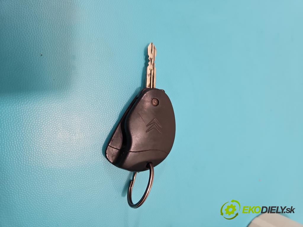 Citroen Xantia 1.8 8V MNOHO: 90 HP manual 66 kW 1762 cm3 5- Spínačka (Spínacie skrinky a kľúče)