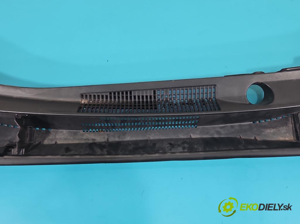 Toyota Corolla E21 2019- 1.6 16V 132  HP manual 97 kW 1598 cm3 4- torpédo 55781-02630 (Torpéda)