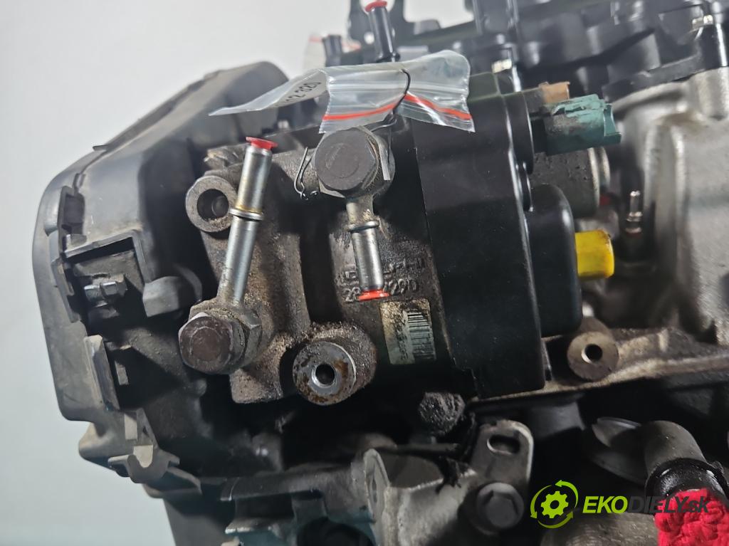 Renault Twingo II 2007-2014 1.5 dci 86 HP manual 63 kW 1461 cm3 3- čerpadlo vstrekovacia H8201121521 (Vstrekovacie čerpadlá)